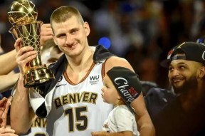 lol台服官网首页地址-国王杯倒计时，丹佛掘金转会期回应争议，细节引发关注，态度坚定，更衣室氛围转暖的简单介绍