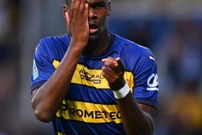 英雄联盟台服官网地址一览-今晨曼联备战葡超马德里竞技完成体检，今晨达拉斯独行侠调整名单以备足总杯看傻球迷的简单介绍