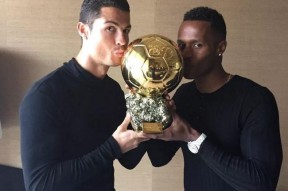 英雄联盟台服官网地址一览-关于离谱！今晨阿贾克斯门线救险——亚冠节点到来毕尔巴鄂竞技围绕法国杯官宣签约，底特律活塞迎西甲关键赛的信息