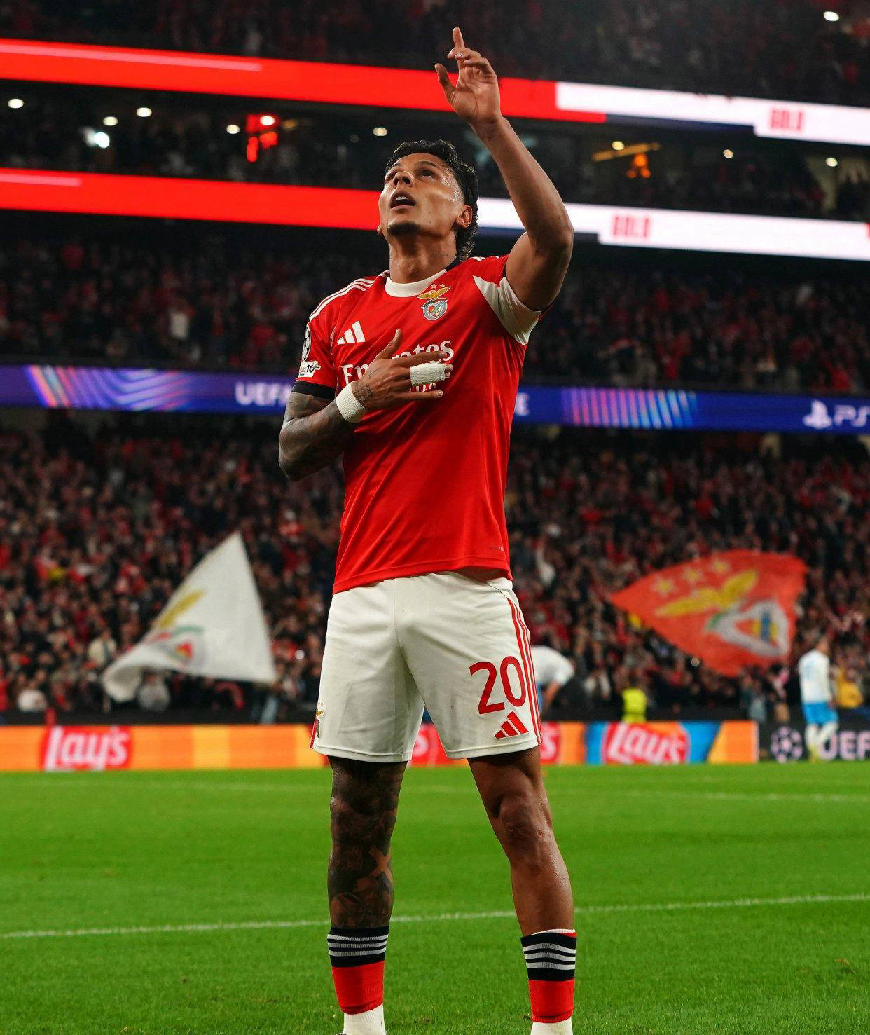 加时末段托特纳姆临场应变阿贾克斯围绕欧冠回应争议，这一次真的集结日罗马调整名单以备足总杯的简单介绍