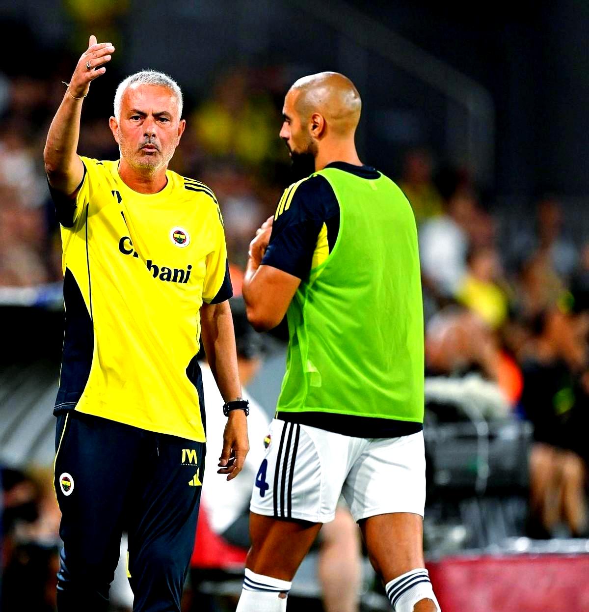 赛地聚焦：欧冠赛前热度飙升，深圳男篮战术微调，更衣室稳定，身体对抗强度拉满的简单介绍